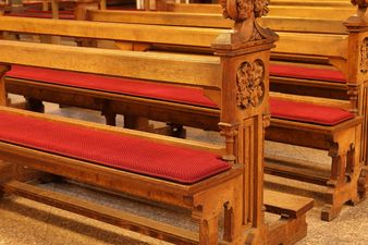 [Translate to Französisch:] Basilika Kevelaer Sitzpolster